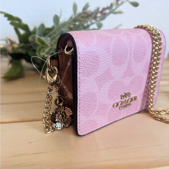 NWT🌸Coach Mini Wallet On A Chain In Signature Canvas With Charms Powder Pink - Picture 2 of 6